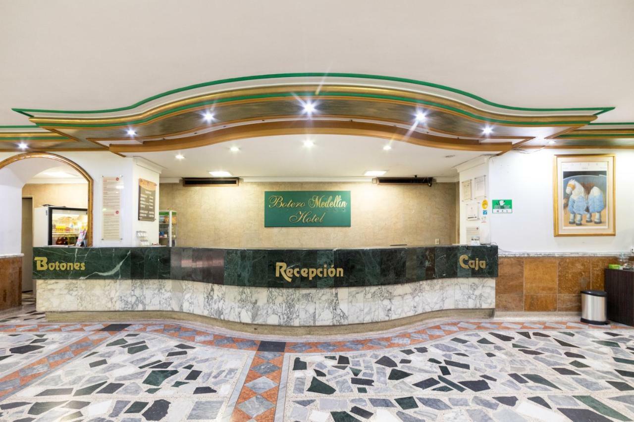 Ayenda 1235 Botero